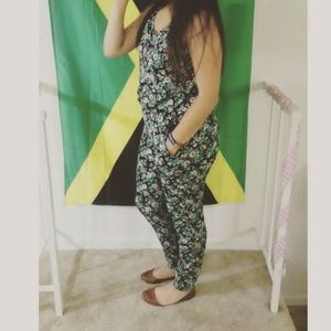 5 for 20 💕Floral Jumpsuit